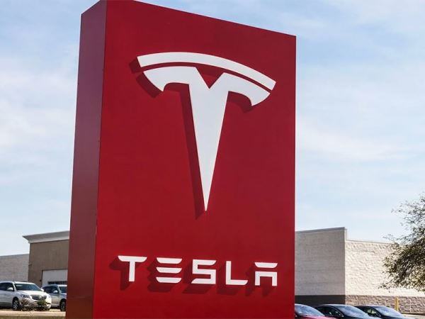 Tesla запустит производство бюджетной Model Q в 2025 году