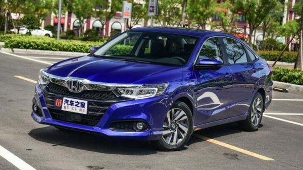 В Россию привезли новый седан Honda, который стоит как «Лада» и дешевле «Москвича»