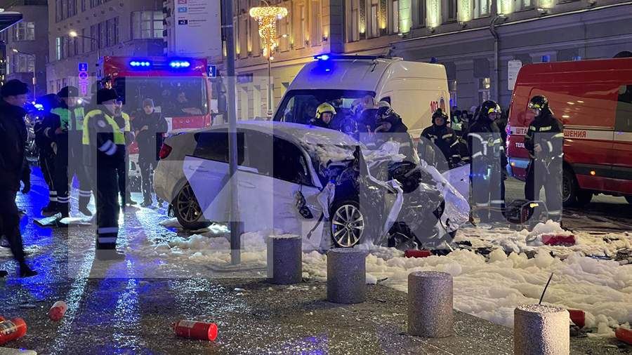 Один человек погиб и один пострадал в ДТП в центре Москвы